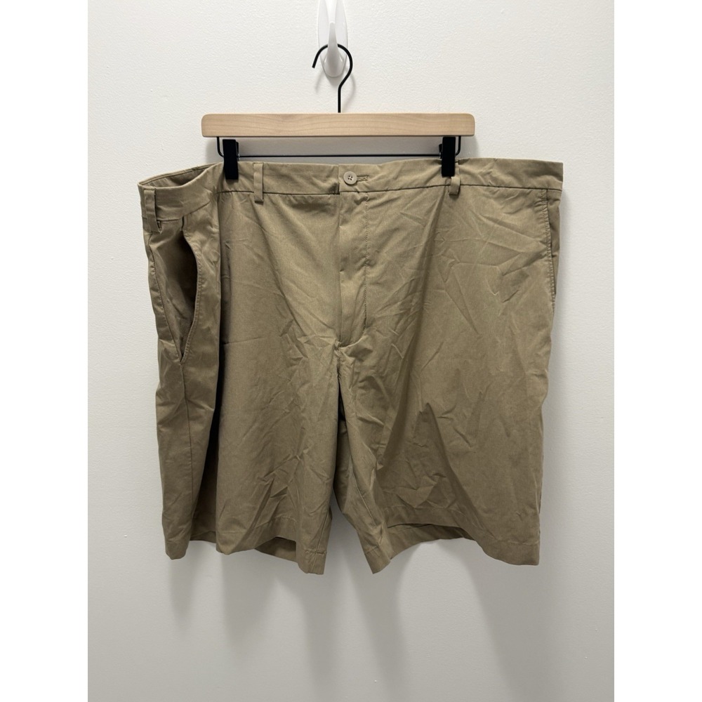 Vineyard Vines Performance Shorts Mens Size 48 B Khaki Tan Flat Front Stretch